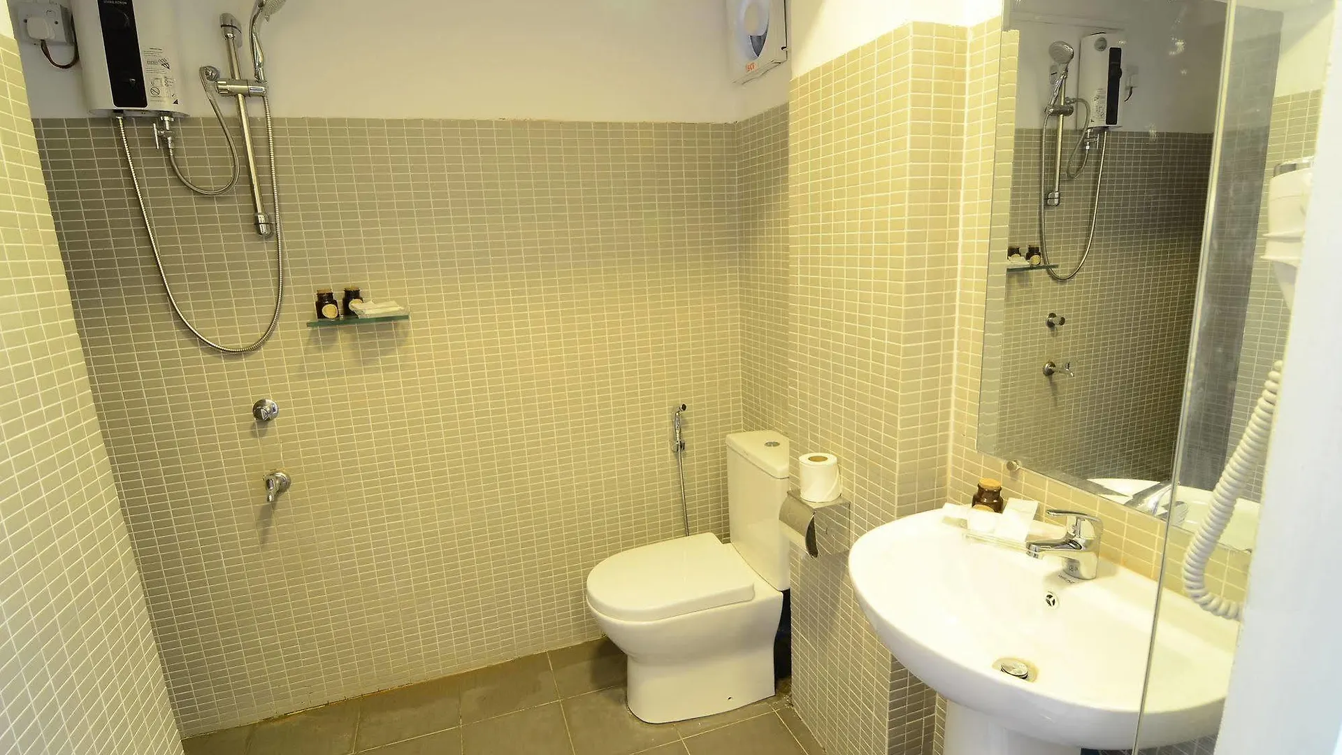 Vista Residence Yangon Appartamento