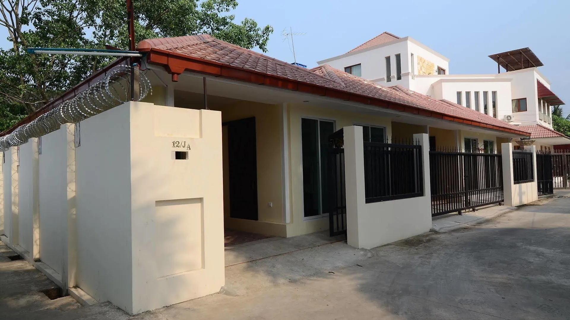 Vista Residence Yangon 0*,